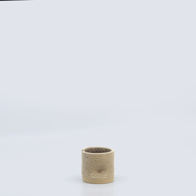 ceașcă imprimată 3D din ceramică glazurată cu puncte colorate